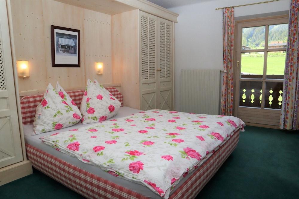 Apartment in Krimml With Parking Space