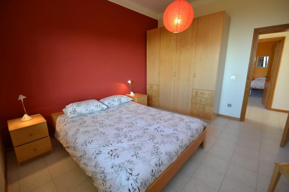 Spectacular Holiday Home in Pescia With Swimming Pool