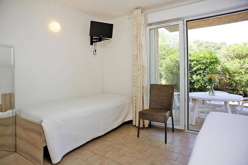 Res. Le Vieux Moulin Ile Rousse, Apartment for 4 Pers