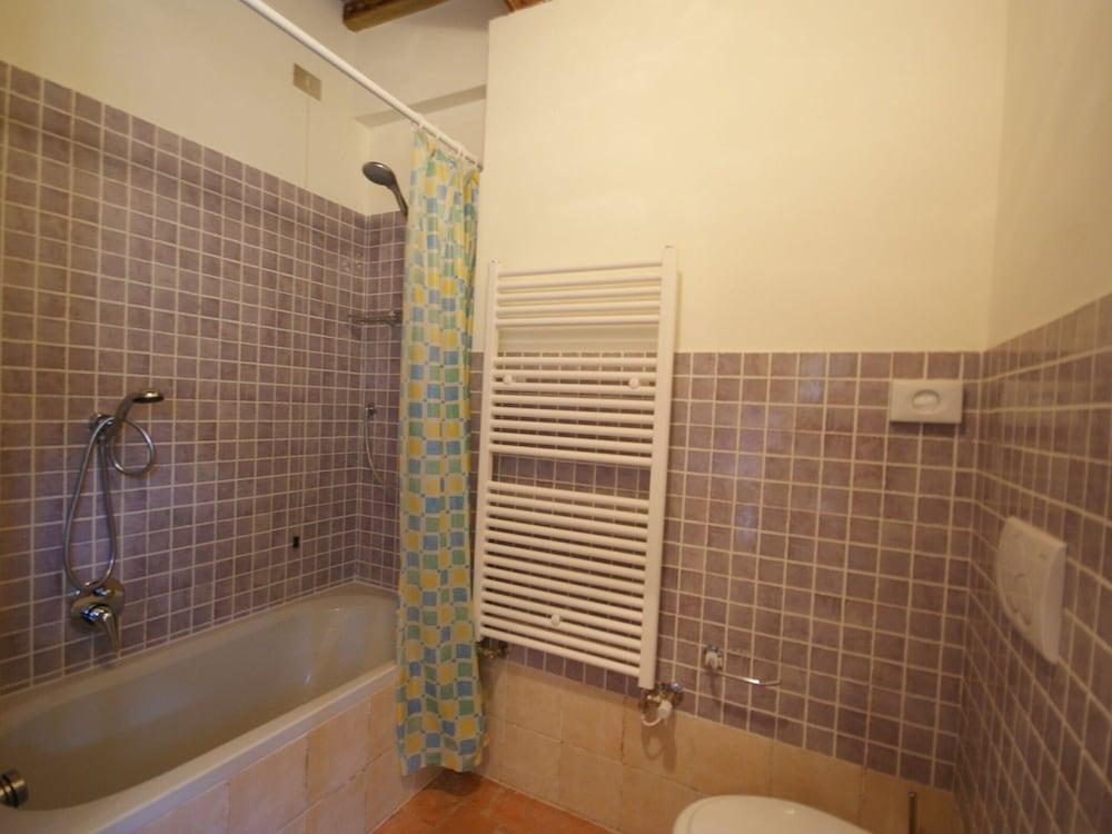 Rustic Holiday Home in Corciano With Swimming Pool