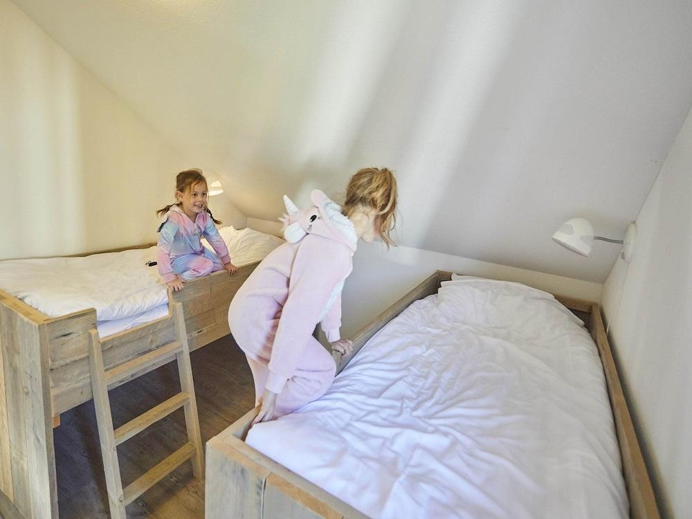 Nice Villa With Sauna, Whirlpool & Steam Shower