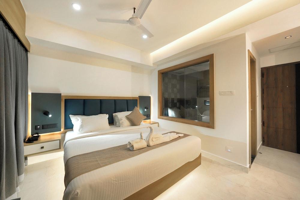 Aurora Hotels & Resorts