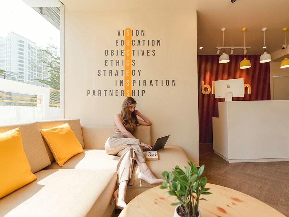 Bloom Hotel Balewadi