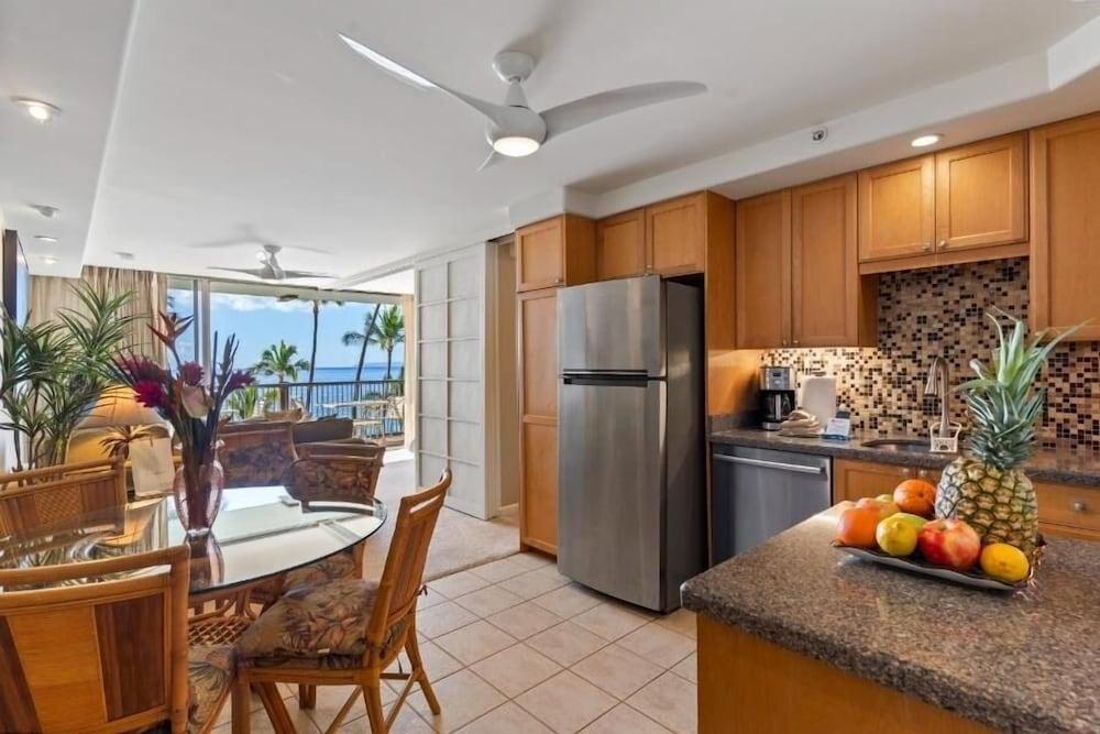 Mana Kai Maui Resort, #405a 1 Bedroom Condo