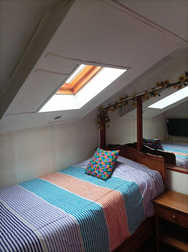 Alojamiento Familiar del Rey