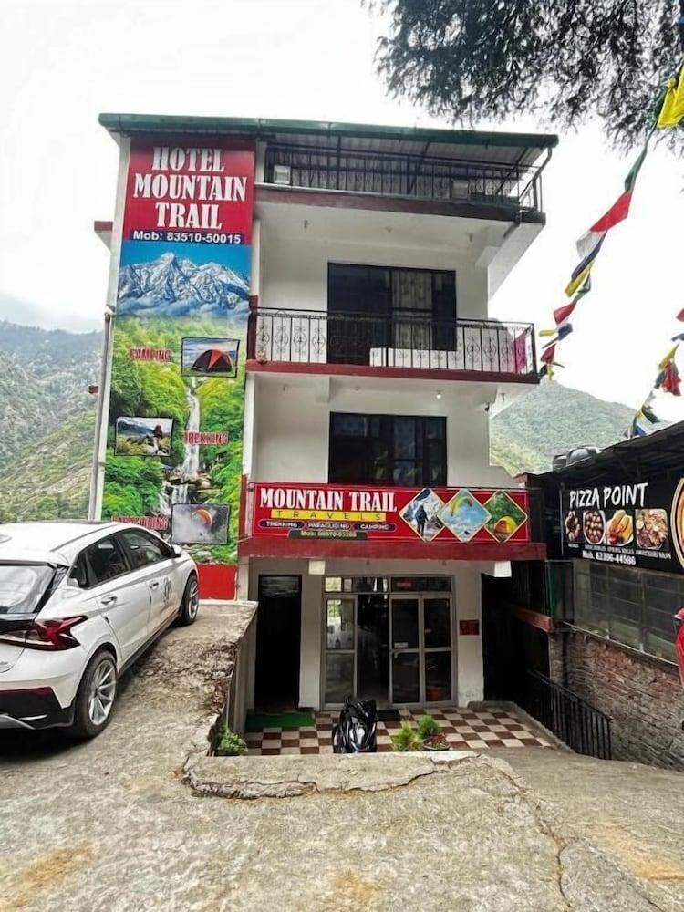 Hotel Mountain Trail