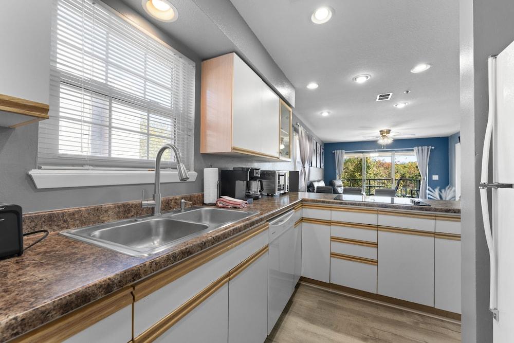 Hhb-b101 Sunset Sanctuary 2 Bedroom Condo