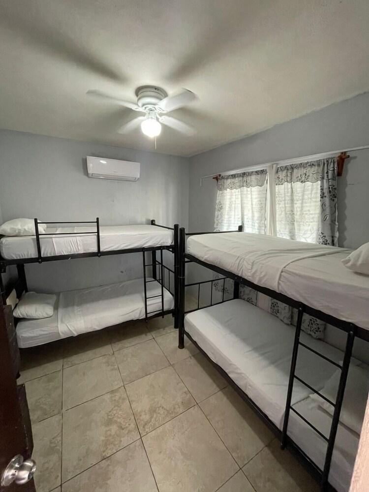 Casa & Beach Club Yunuem