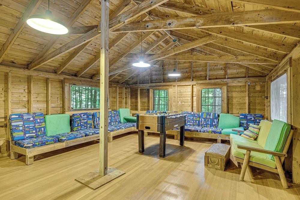 Rustic Cabin w/ Squam Lake Access & Fireplace!