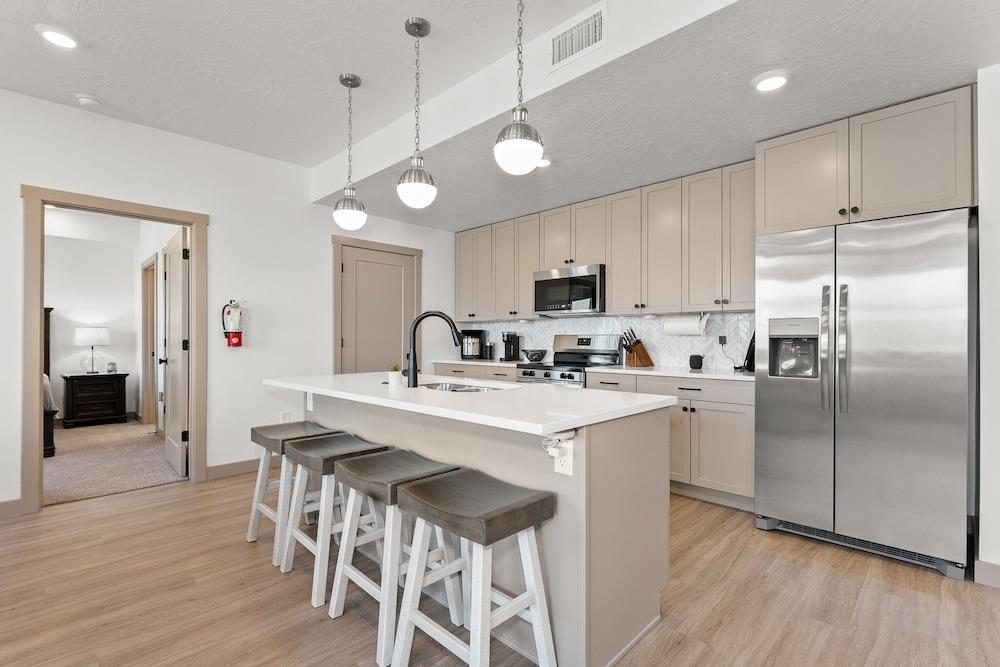 Red Rock Haven #201 2 Bedroom Condo