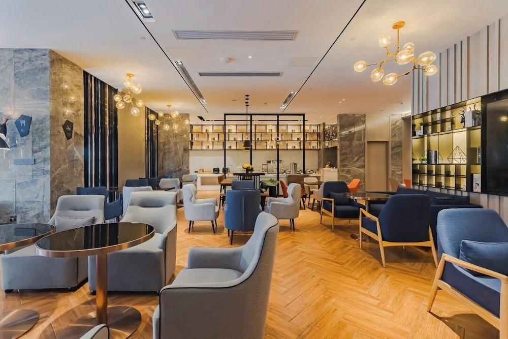 Echarm International Hotel Pazhou Convention and Exhibition Center Nanzhou Subway Metro Branch