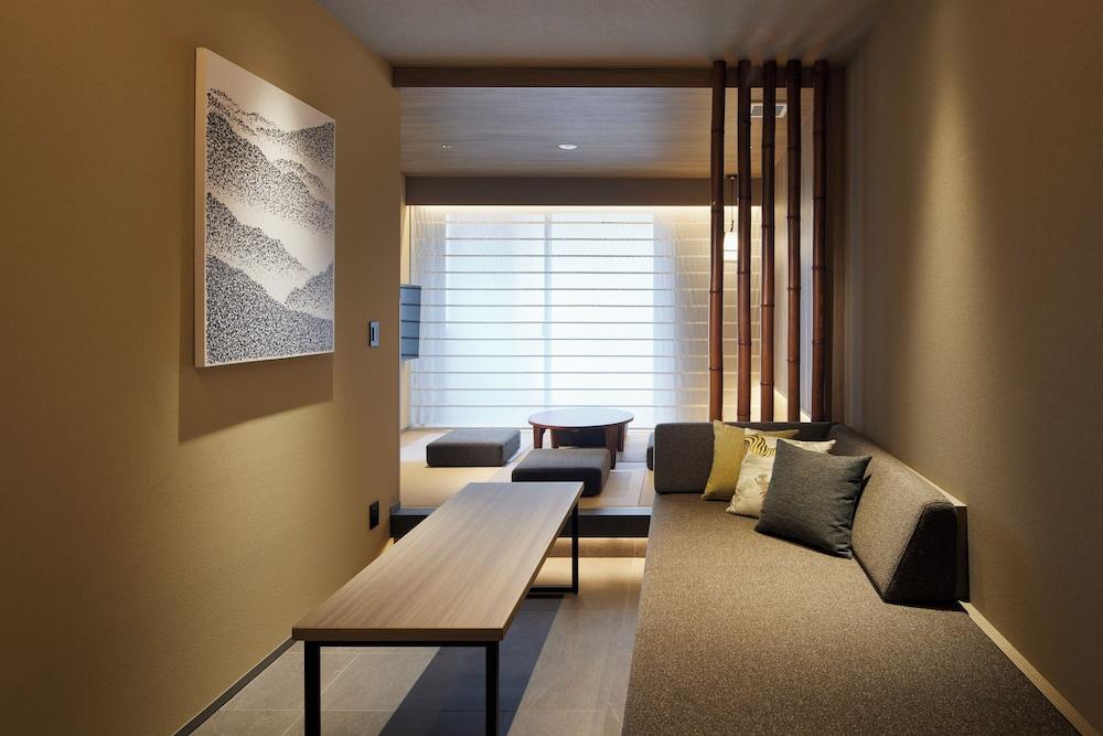 Minn Asakusa Kuramae Station