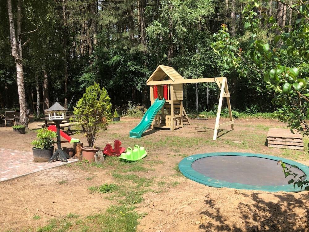 Chalet With Garden in Antwerp Kempen