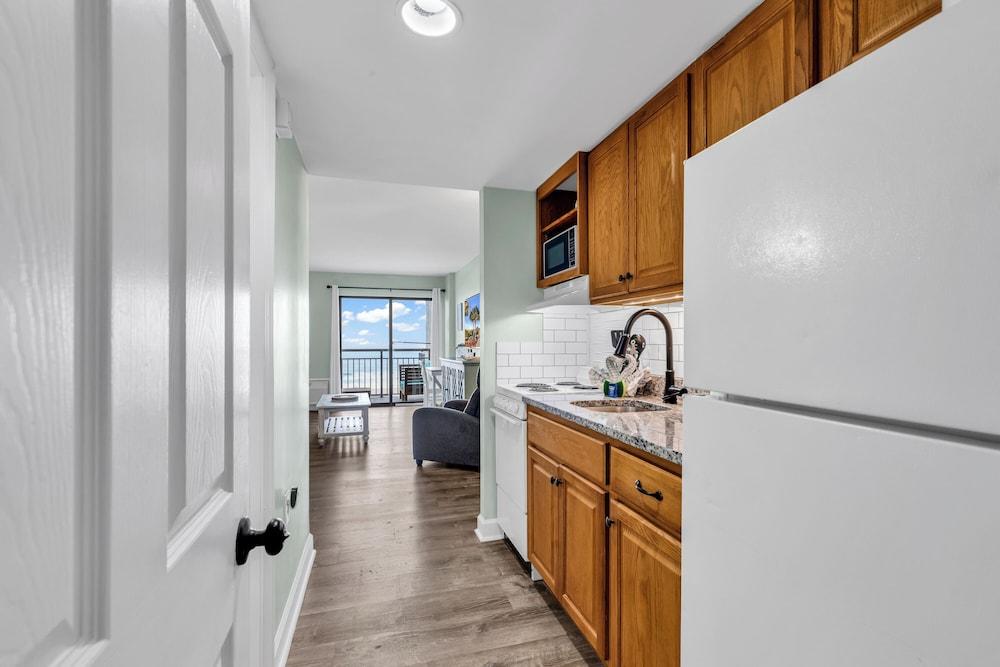 Bluewater Resort 207