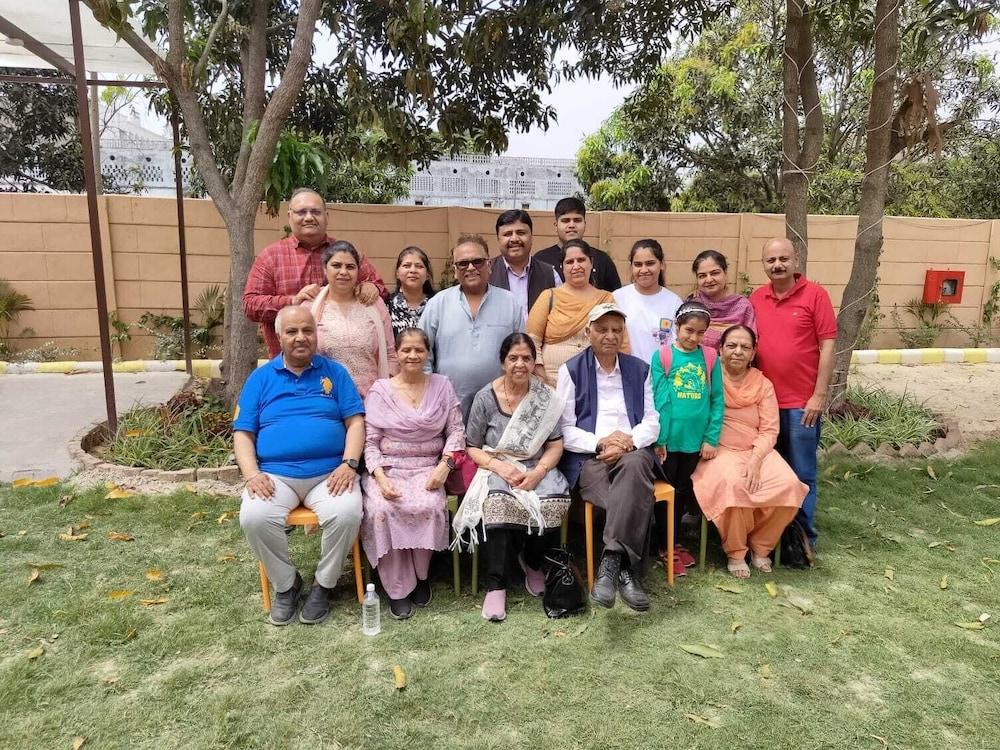 Hotel Divine Ayodhya