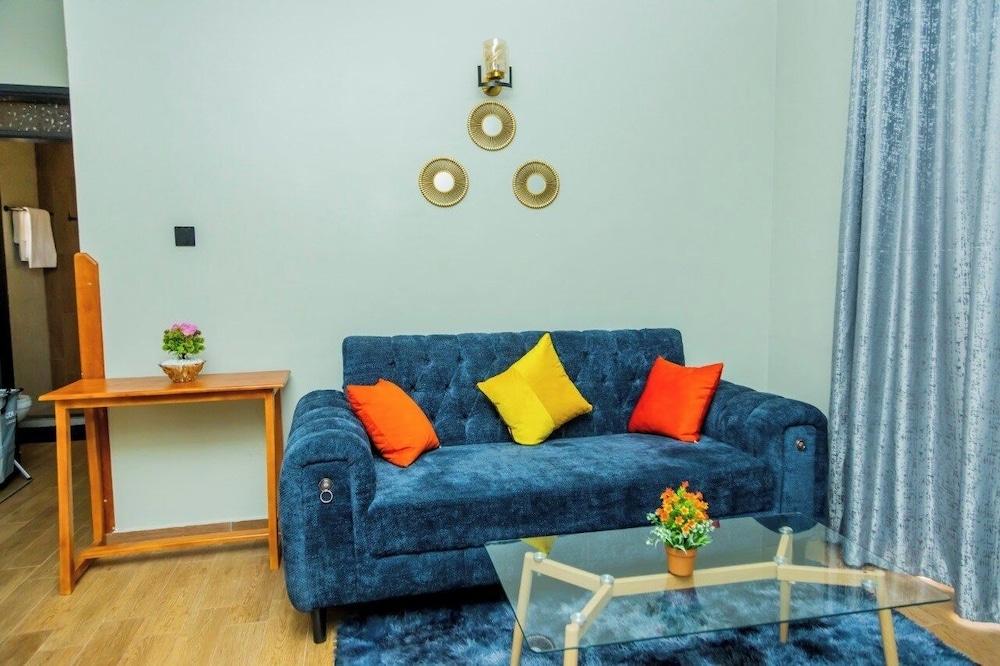 Cozy Residences Kampala 004