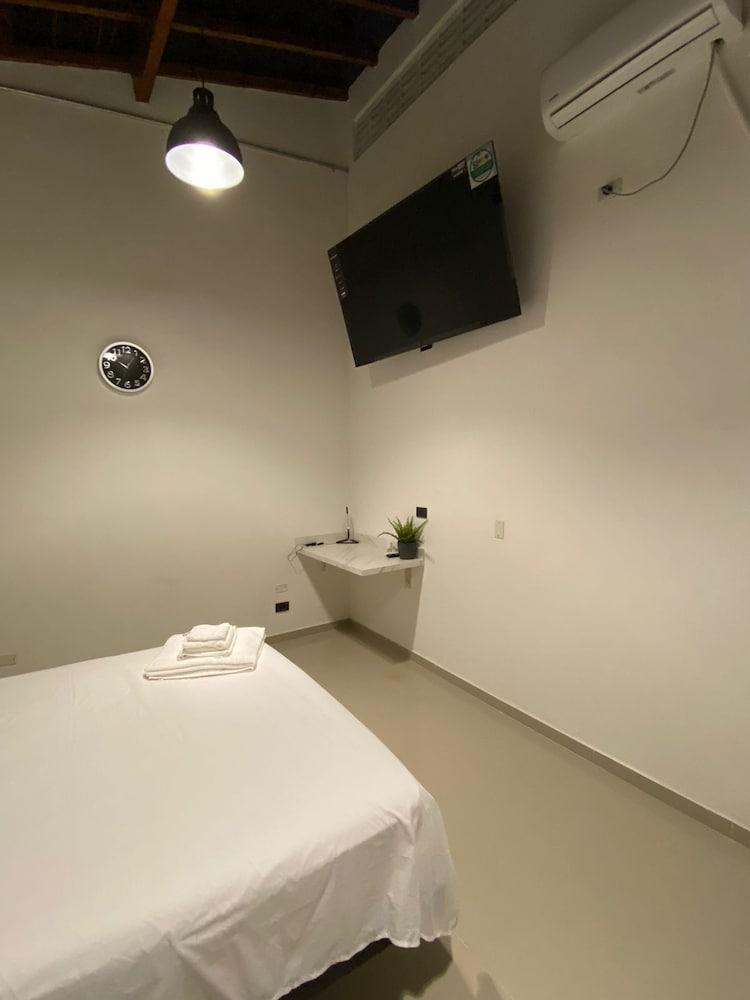 CLANDESTINO HOTEL BOUTIQUE