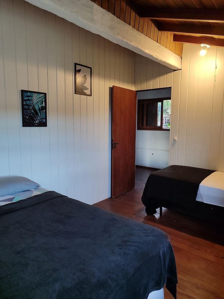 Pousada Casa Morango - Praia do Rosa