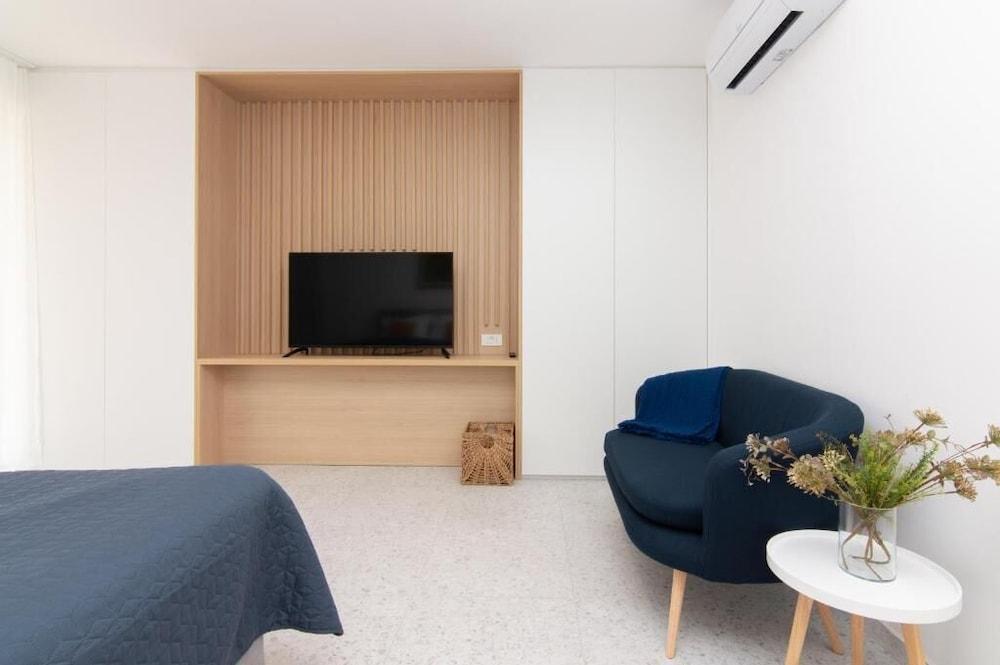 The Rose Garden Apartments