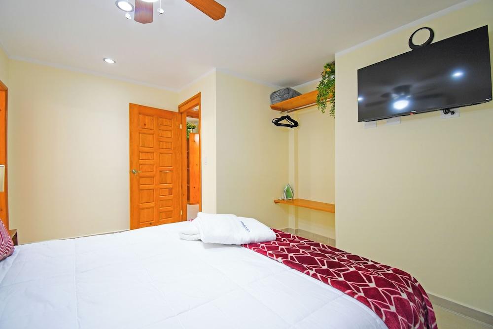 La Paz Condos with Pool 2 mi Malecon