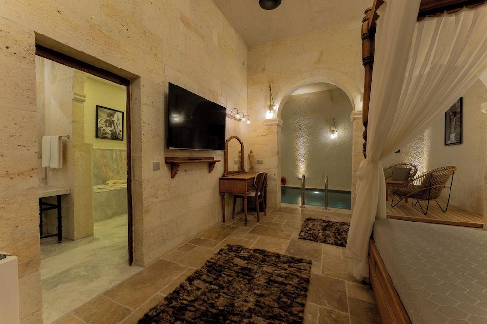 Asmalı Konak Cave Suites