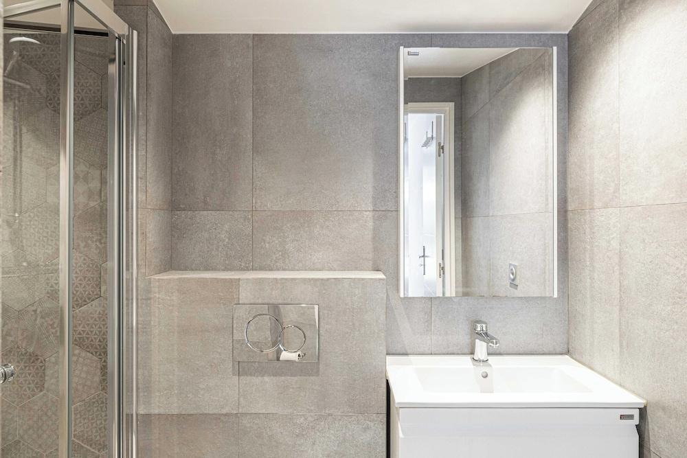 Bright Duplex - Cannes Center