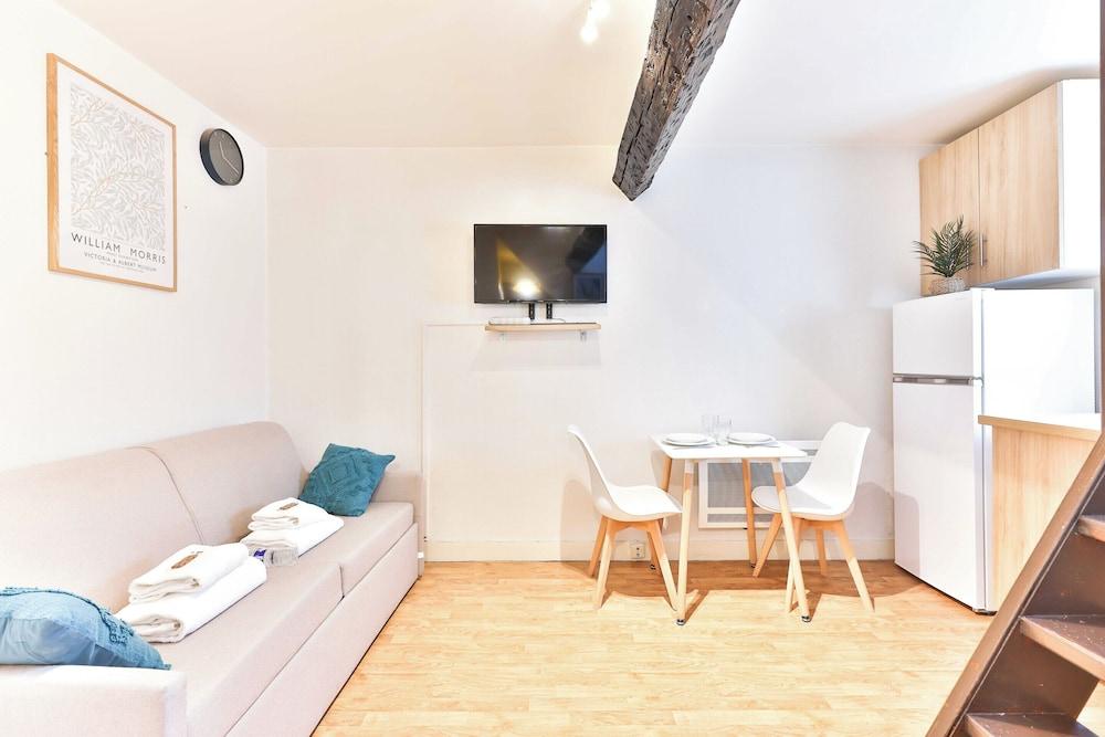 Le Marais - Rue de Bretagne