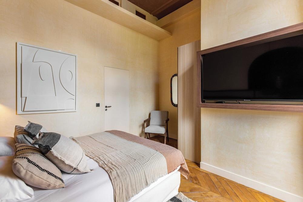 Exclusive Apartment - 5bd/12p - Grands Boulevards