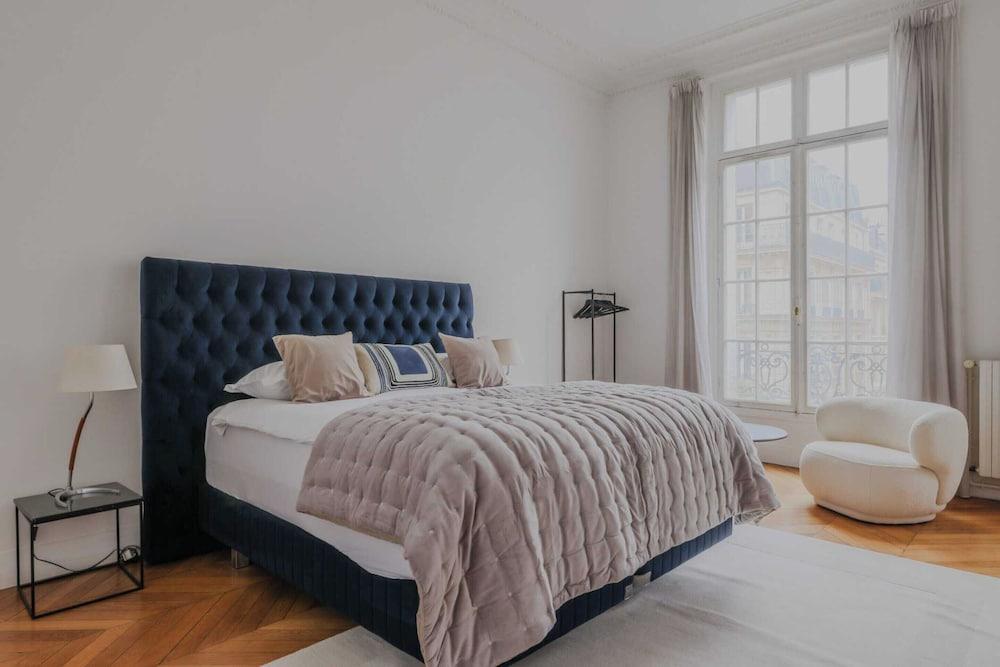 Spacious Apartment - 5br/12p - Chaillot