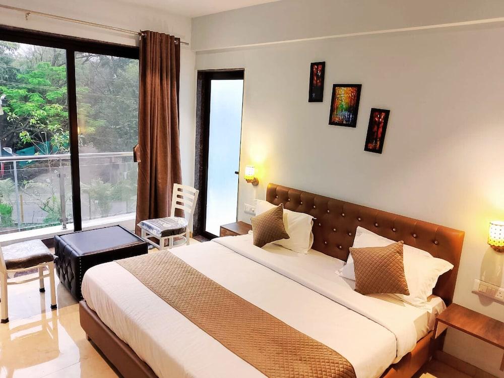 Misty Blues Villas & Resort