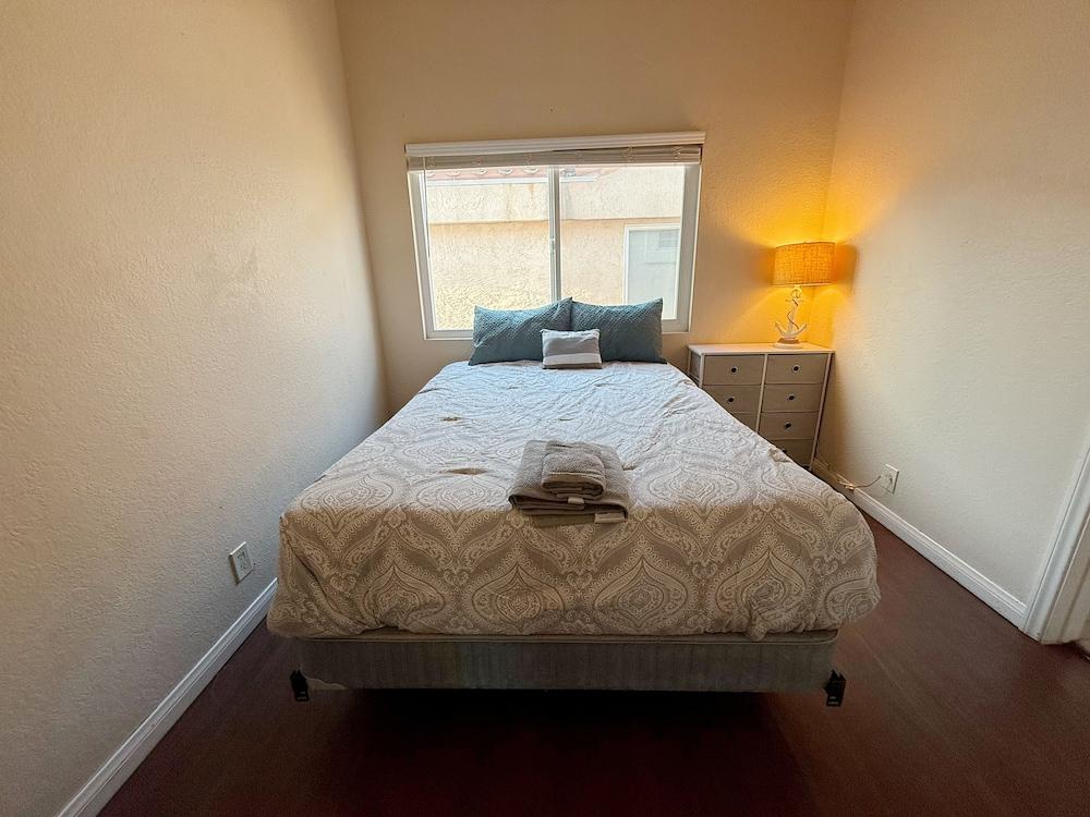 Panoramic View Bayfront Gem 3BR