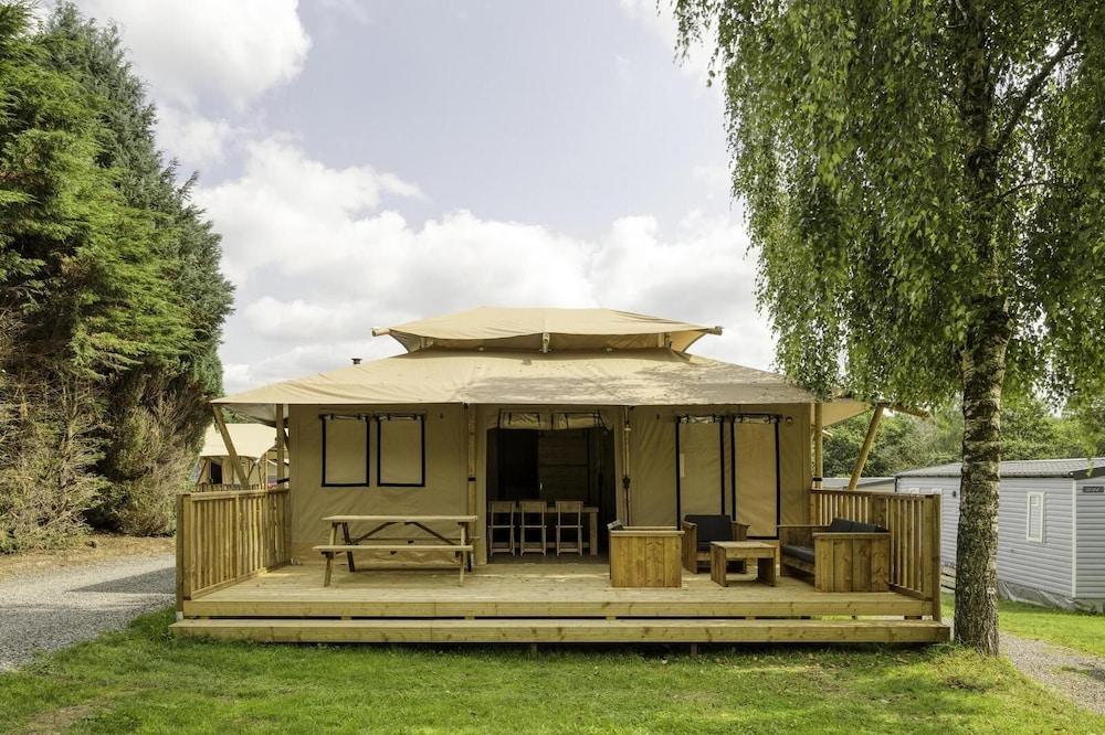 Arden Parks Signy L'Abbaye