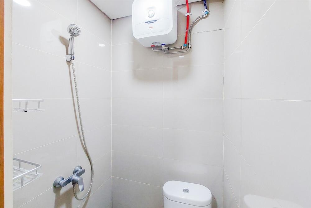 Warm And Cozy Designed Studio Apartment B Residence