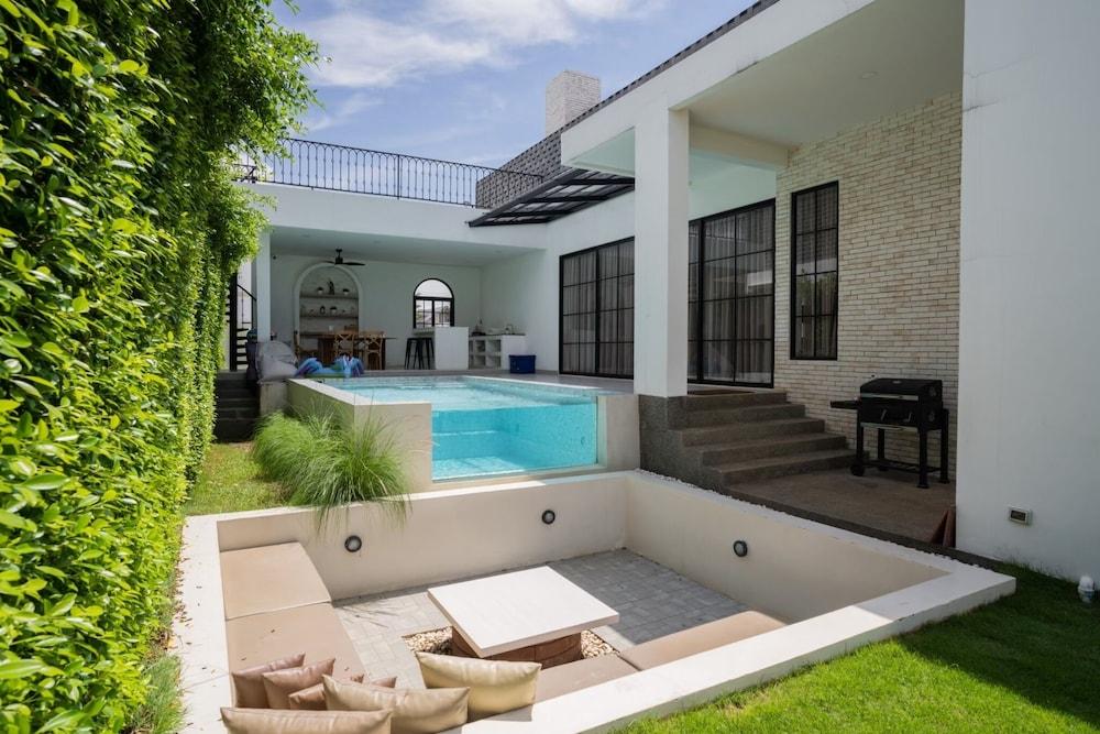 Oxygen Valley Khao Yai A4