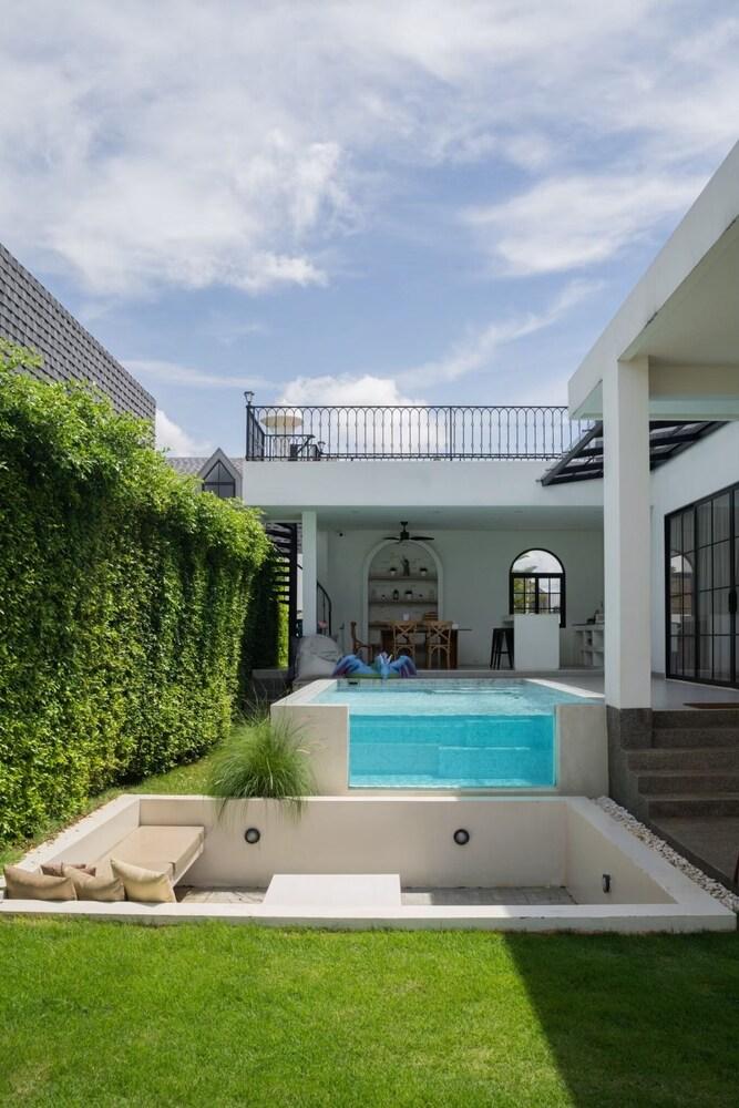 Oxygen Valley Khao Yai A4