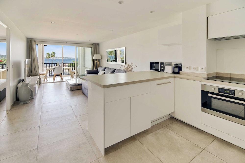 Beautiful Flat With sea View - 4P - Gassin