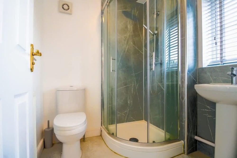 Host Stay Great Ground Walk