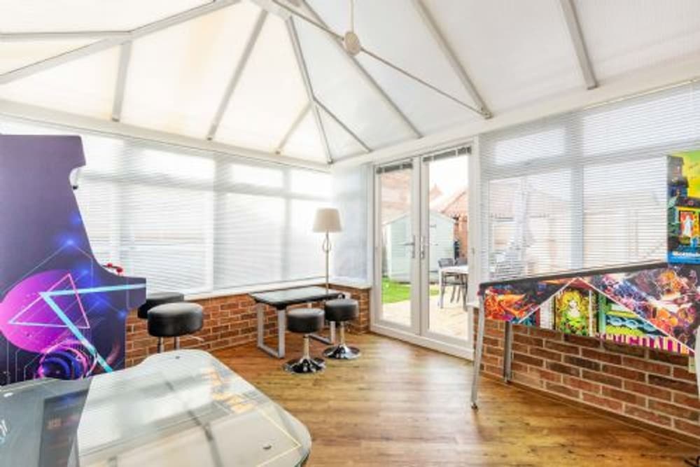 Host Stay - Violetta Cottage