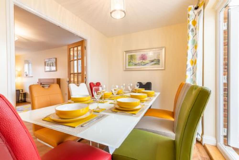 Host Stay - Violetta Cottage