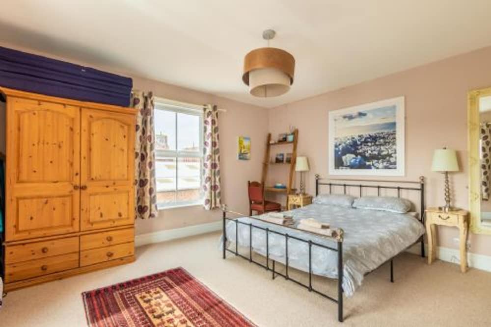 Host Stay Cabbell Towers