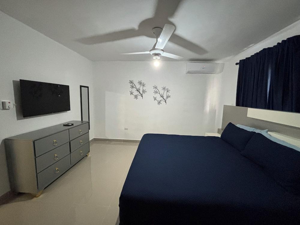 Con piscina y cama king