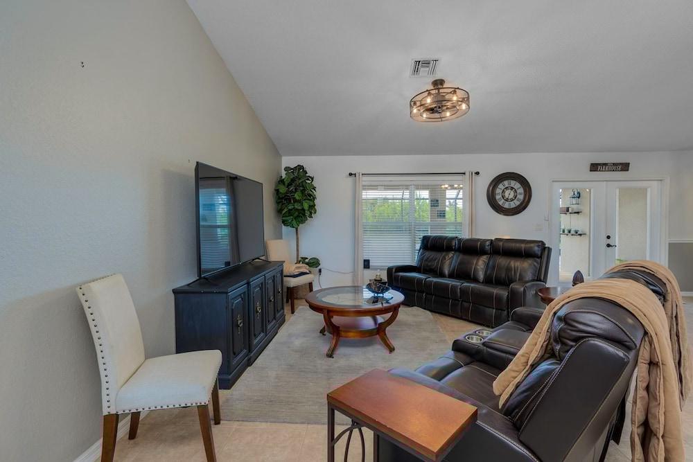 Sunset Serenity in Port Charlotte