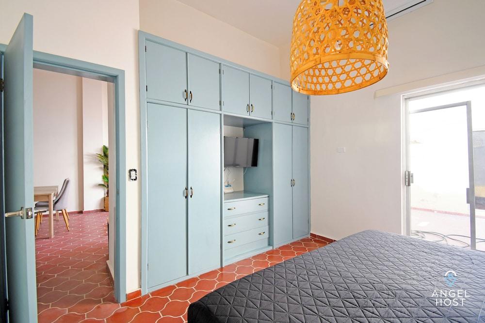 Colorful Zen APTs 2 Blocks to the Beach