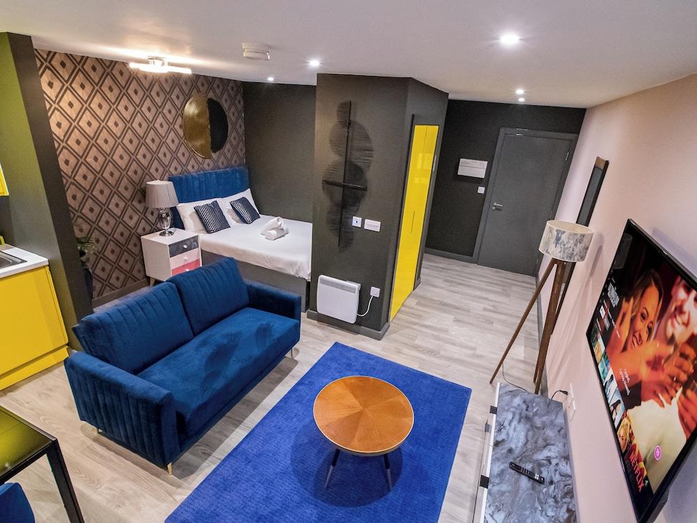 The Noir Apartment Sheffield