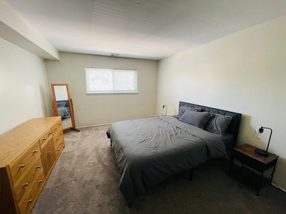 Charming 2BR 2B in Elkins Park Parking Pool