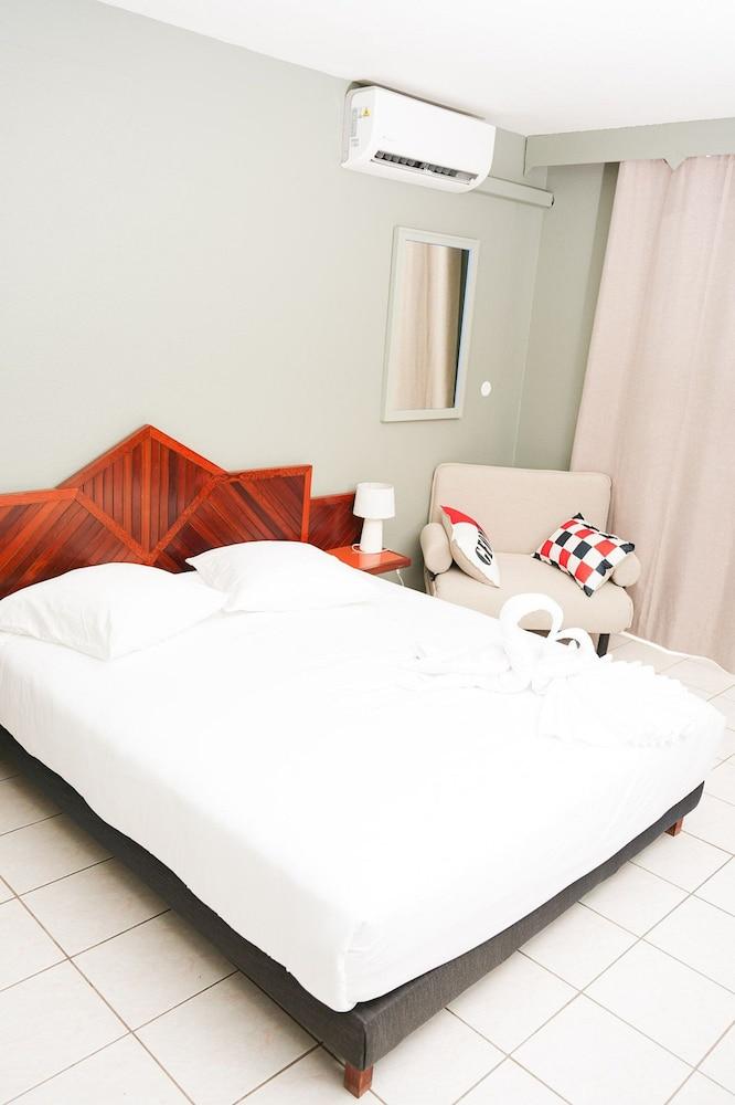 L'Hôtel Du Fleuve Sinnamary