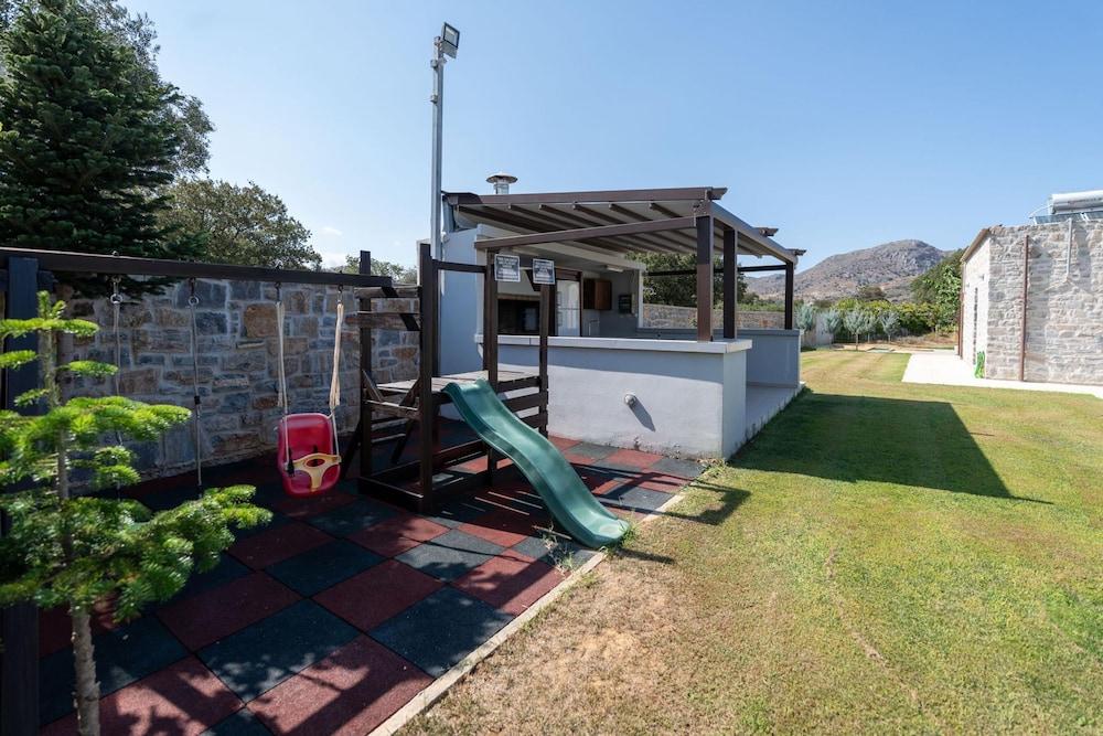 Villa Liatiko With Private Pool