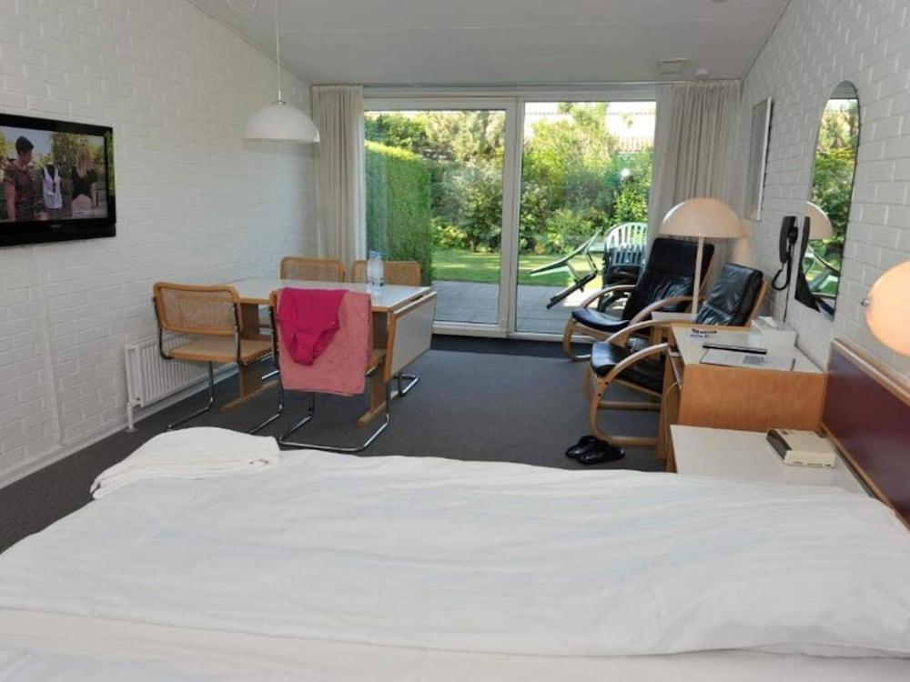 Holiday Home With Inviting Decor