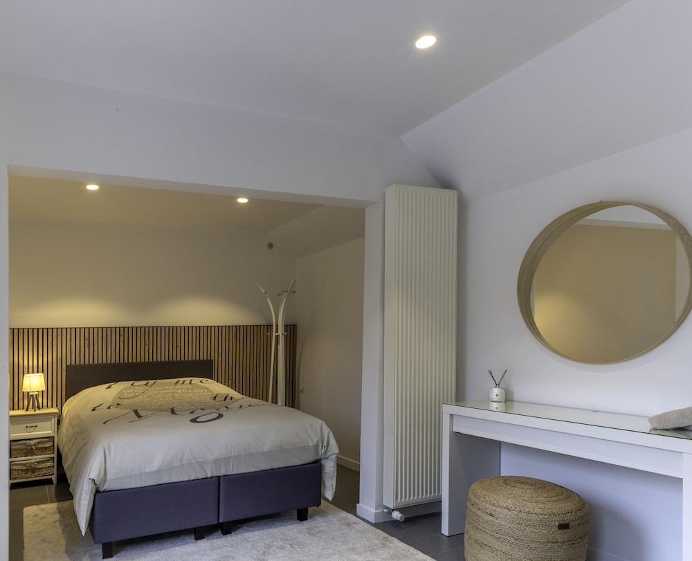 Rustic Retreat w/ Pool