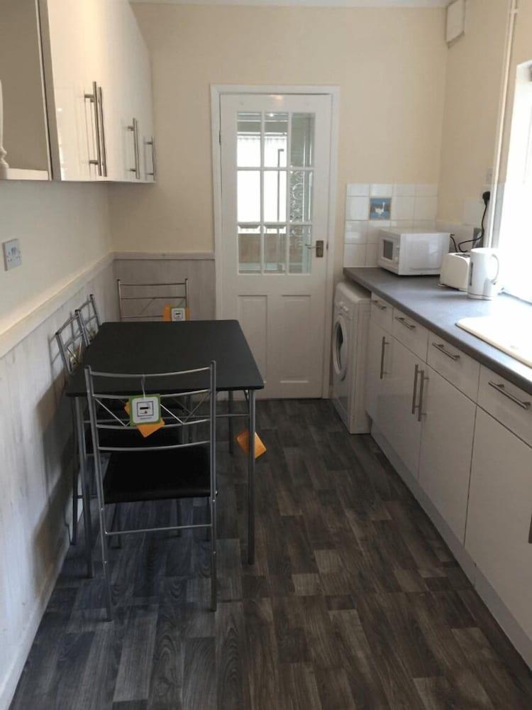 Room in Guest Room - Spacious Room in Leicester